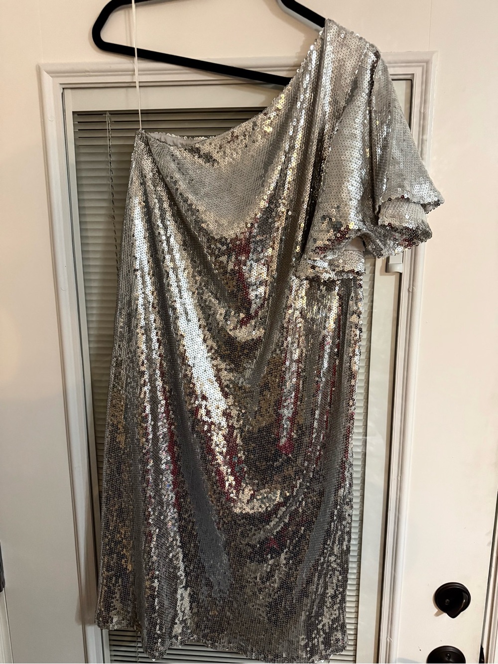 Yumi Kim Silver Sequin One Shoulder Dress | S